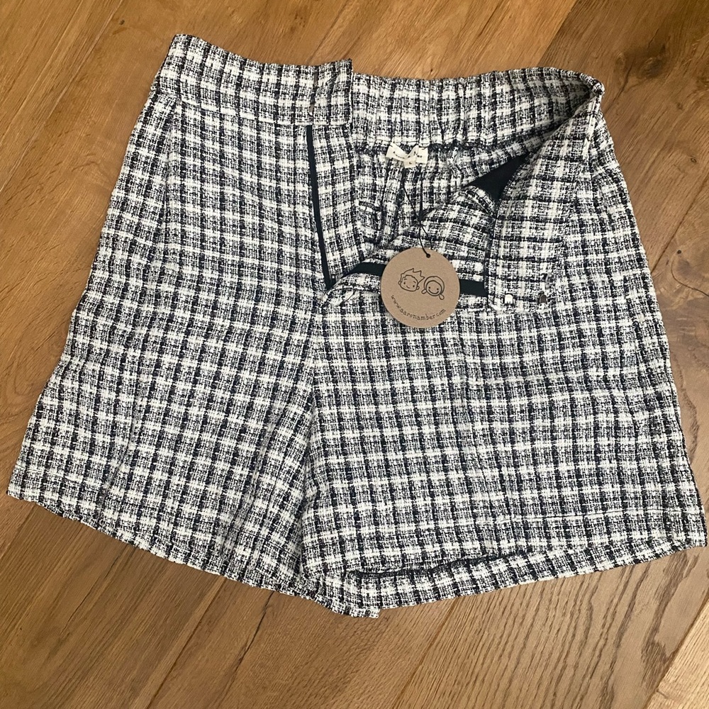 Plaid tweed shorts Sz large